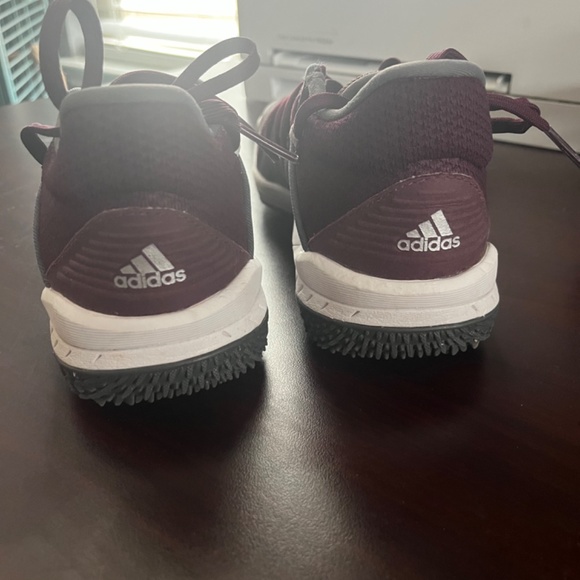 Addidas Baseball Turf Shoes - Picture 2 of 6